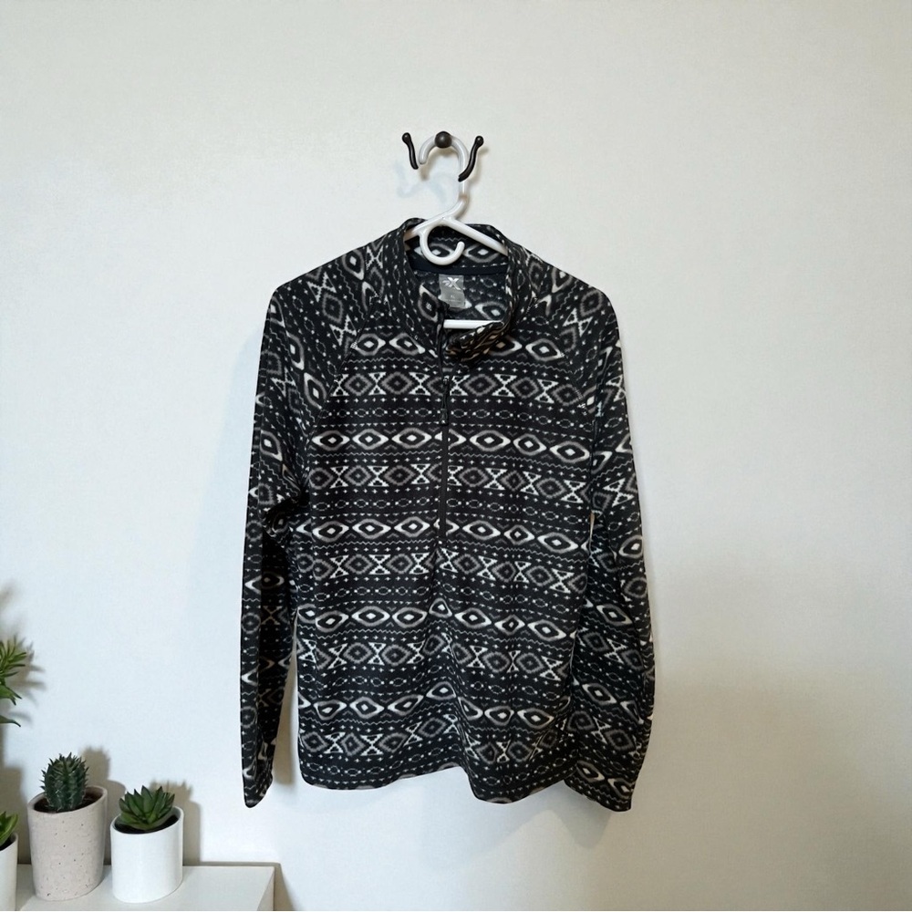 Black and White Patterned Fleece Top with Zipper